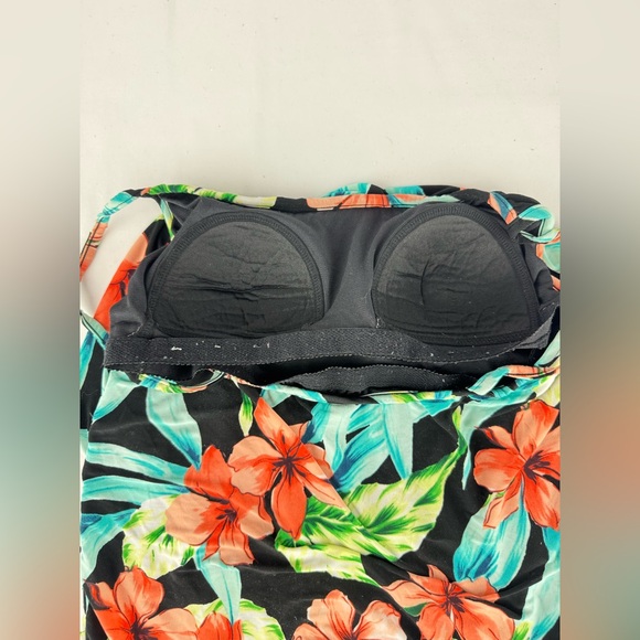 Caribbean Joe Island Supply Co Floral Tankini Top with Built in Bra - Picture 4 of 6